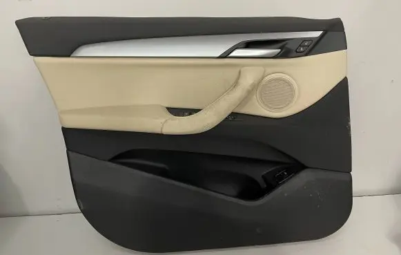 BMW X1 F48 F49 Front door card panel trim 70875411