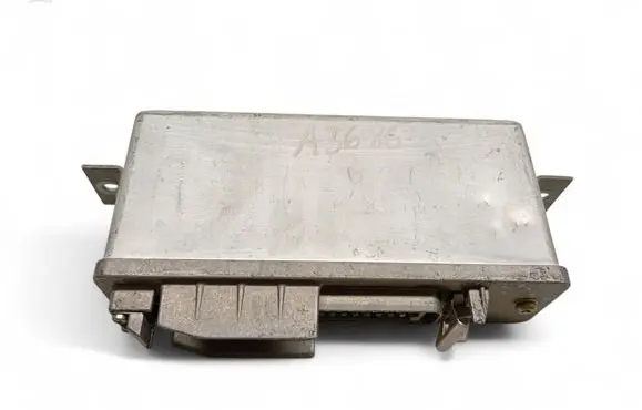 BMW 7 E32 ABS control unit/module 0265100055