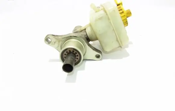Skoda Octavia Mk1 (1U) Master brake cylinder 1J1611301B