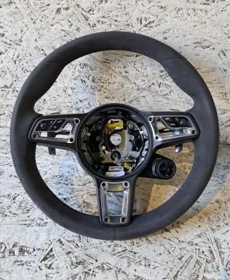 Porsche 911 Steering wheel