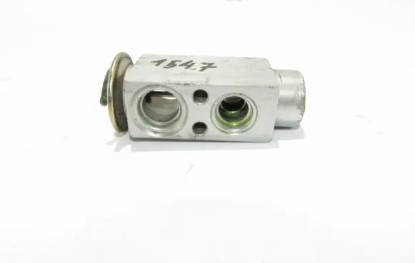 Opel Zafira A Air conditioning (A/C) expansion valve 90559850