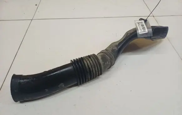 Opel Corsa D Air intake hose/pipe 13241648