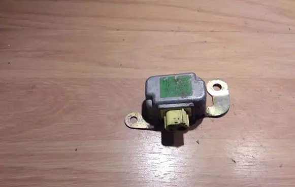 Mazda Premacy Airbag deployment crash/impact sensor C10057KC0B