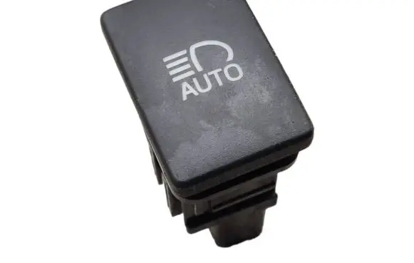 Toyota C-HR I Light switch 15E044