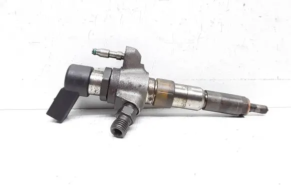 Volvo V60 Fuel injector 9674973080