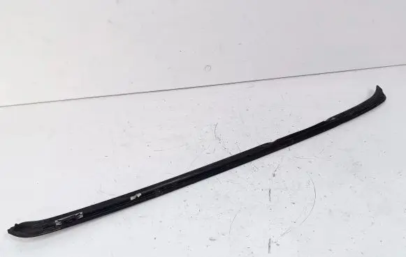 BMW X5M E70 Windshield trim