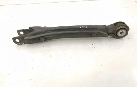 Mercedes-Benz C W204 Rear control arm 2043502706 2043521288