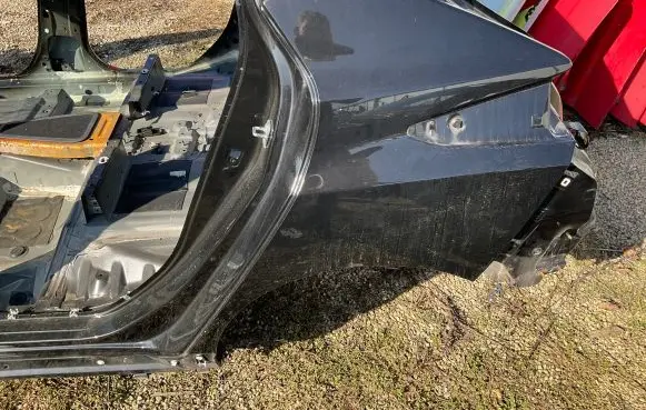 Nissan Leaf II (ZE1) Rear bodywork 