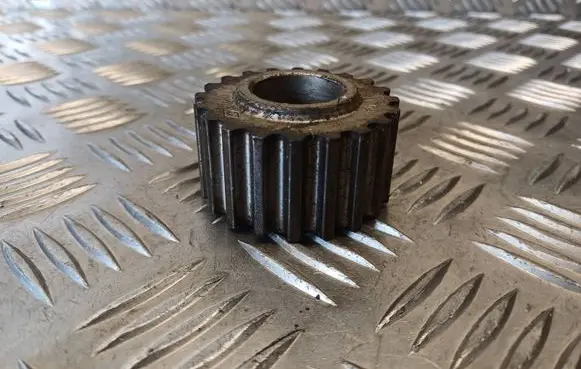 Renault Kangoo I Crankshaft pulley 029646