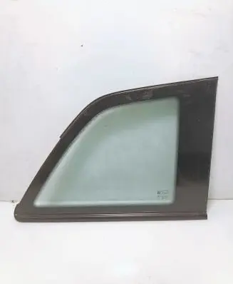 Opel Zafira B Rear side window AS2