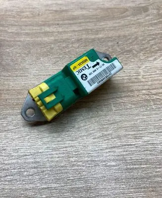 BMW 5 E39 Airbag deployment crash/impact sensor 6900728 WITHPLUG