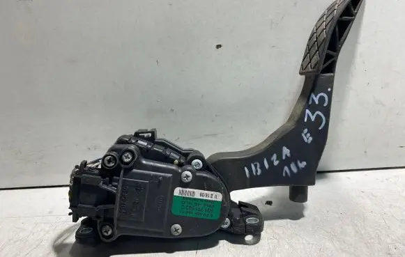 Seat Ibiza III (6L) Accelerator throttle pedal 6Q1721503C 6PV00849601
