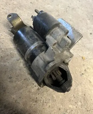 Audi A6 S6 C5 4B Starter motor