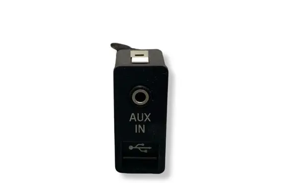Mini One - Cooper Clubman R55 AUX in-socket connector 9129651