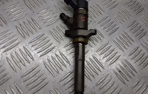 Mazda 3 I Fuel injectors set 0445110188