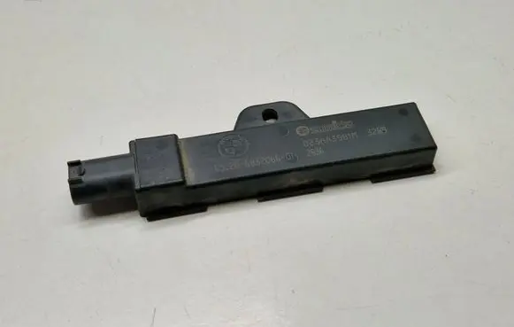 BMW i4 Keyless system antenna 6832066