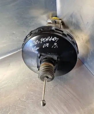 Volkswagen Multivan T5 Brake booster 7H0612101H