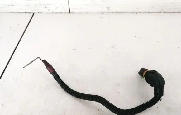 BMW 3 E46 Ignition plug leads 778923105 778923005