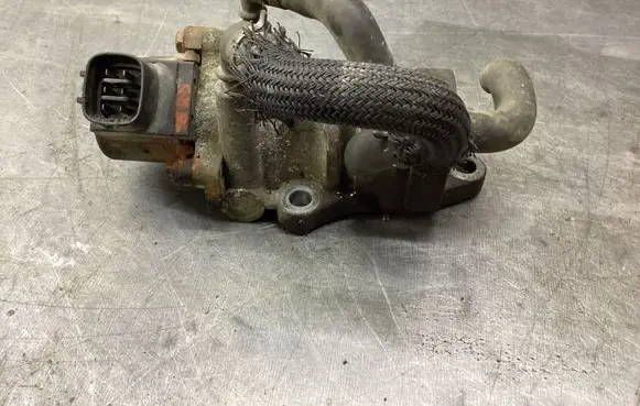 Toyota Corolla E120 E130 EGR valve 1350008090 2562027080