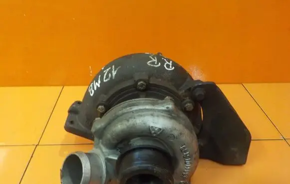 Land Rover Discovery 3 - LR3 Turbo 4H2Q6K682CG TUBOSPREZARKA