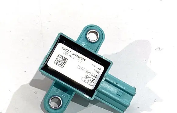 Audi A4 S4 B8 8K Airbag deployment crash/impact sensor 8K0955557C