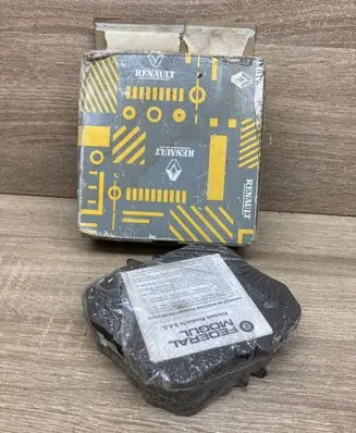 Renault Twingo I Brake pads (front) 7701205277