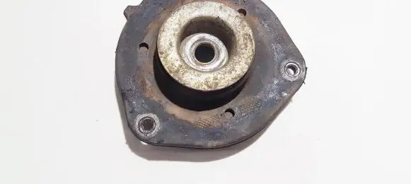 Volkswagen Golf V Coil spring mount 