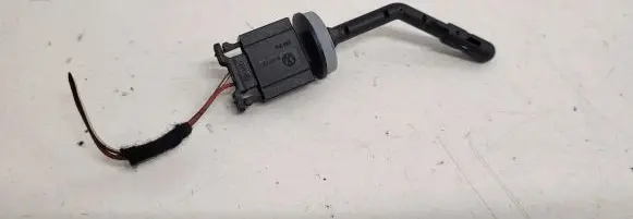 Volkswagen Golf VI Interior temperature sensor 1K0907543F 103773322