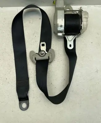 Toyota Corolla Verso AR10 Front seatbelt 7P2140P 127702