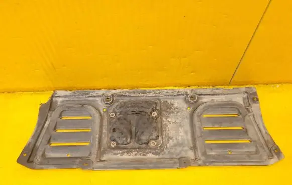 Mercedes-Benz GLE W167 Front underbody cover/under tray A1675200200