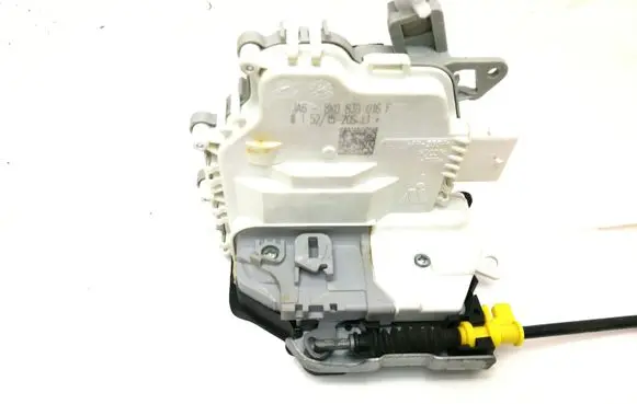 Audi A8 S8 D4 4H Rear door lock 8K0839016F