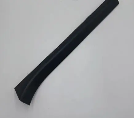Nissan Leaf II (ZE1) Front sill trim cover 769B43NL0A