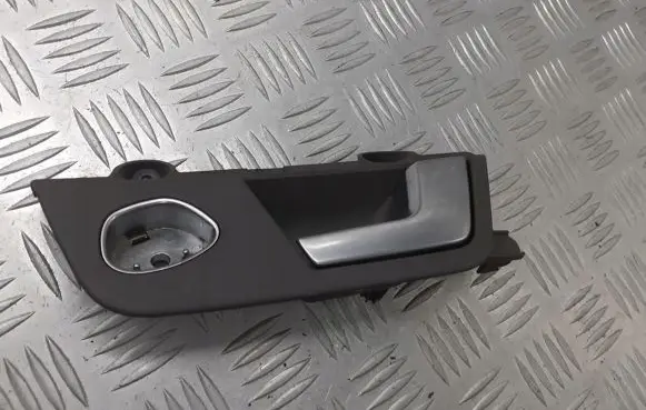 Audi A4 S4 B6 8E 8H Rear door interior handle trim 8E0839020