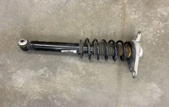 BMW i3 Rear shock absorber with coil spring 6880101 33526880101
