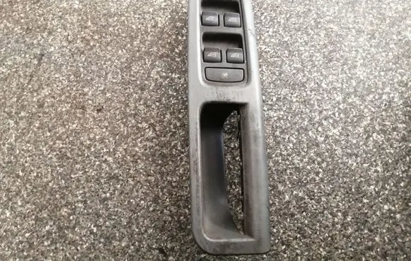 Volvo V50 Electric window control switch 30710787