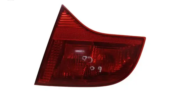 Audi A4 S4 B7 8E 8H Tailgate rear/tail lights 8E9945094 484502 UL0749002