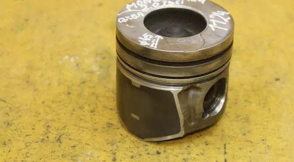 Ford Mondeo MK IV Piston 