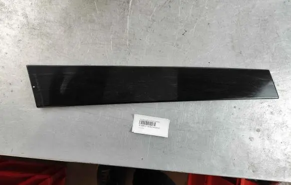 Volvo XC90 Rear door window/glass frame 31349813 31688696