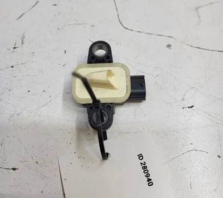Nissan Leaf I (ZE0) Airbag deployment crash/impact sensor 988361MA0A