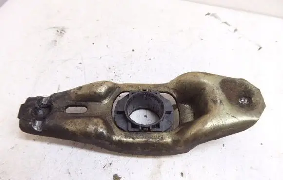Volkswagen PASSAT B5 Clutch release arm fork 012141719B