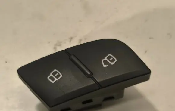 Audi A7 S7 4G Central locking switch button 4G8962107