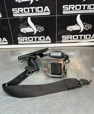 Mercedes-Benz Sprinter W906 Front seatbelt 9068600485