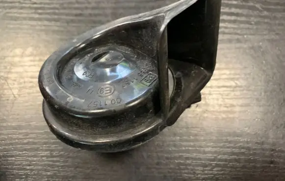 BMW 1 F20 F21 Horn signal 7245422