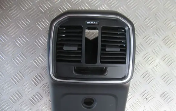Porsche Macan (95B) Dashboard air vent grill cover trim 95B864378D