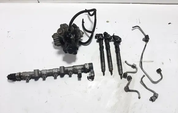Volkswagen Polo V 6R Fuel injection system set 03P130755 03P130277