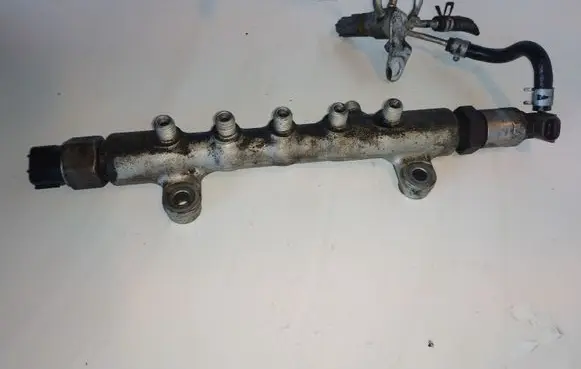Lexus IS 220D-250-350 Fuel main line pipe