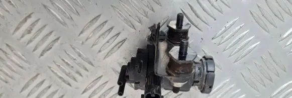 Ford Ranger Valve vacuum 