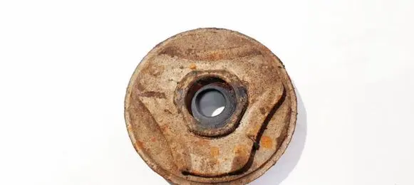 Toyota RAV 4 (XA30) Front coil spring rubber mount 