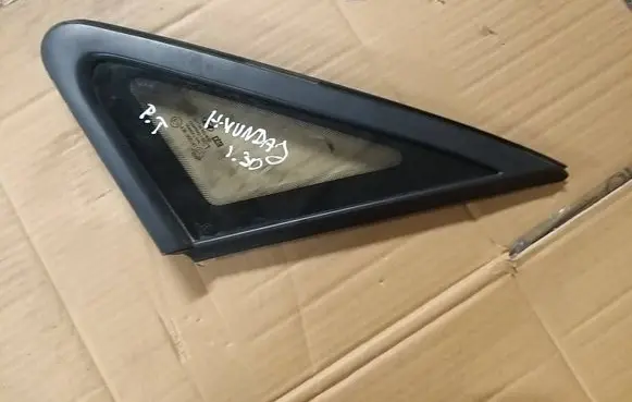Hyundai i30 Rear side window 86810A6000