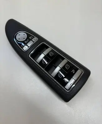 Mercedes-Benz S W221 Electric window control switch A2218215051